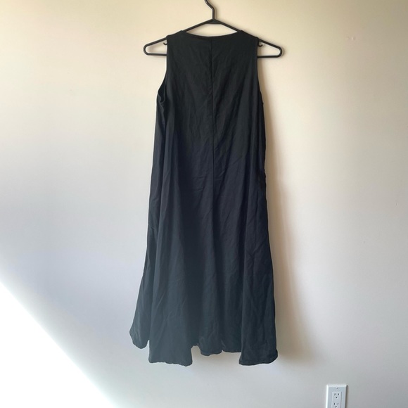 ANTHRO / MAEVE / PLEATED BLACK MAXI DRESS - Picture 3 of 3